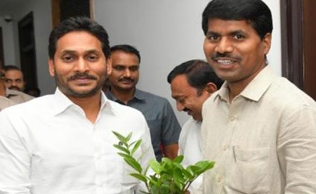 Pro-Jagan leader refuses to quit AP Sect Association