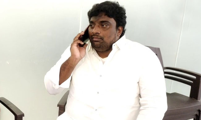 Two more MLCs resign from YSRCP!