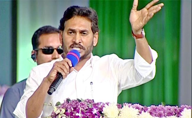 Jagan roars for BCs, seeks their support