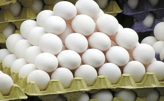 Egg prices soar to record levels in US