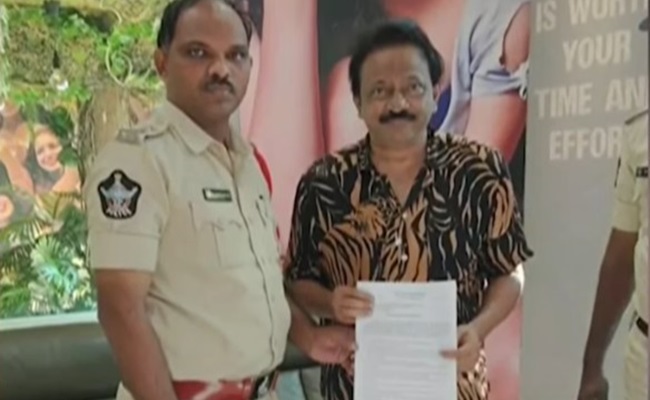 Now, notices to RGV, Posani, Sri Reddy!