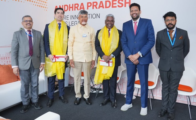 Chandrababu hard-sells Andhra Pradesh at Davos