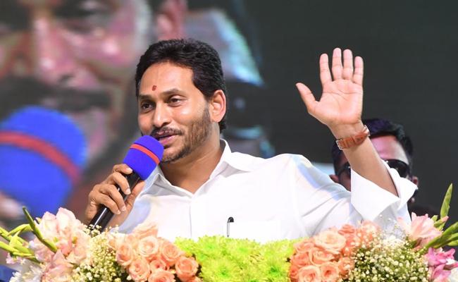 Naidu is like an ageing tiger, says Jagan