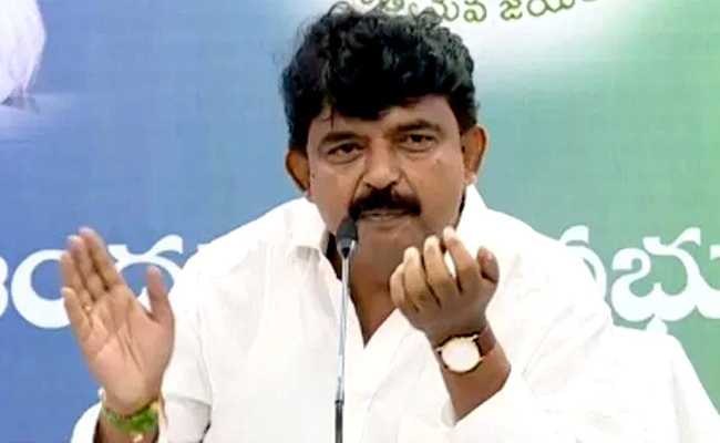 Minister Hurts Pawan Kalyan's Fans Badly