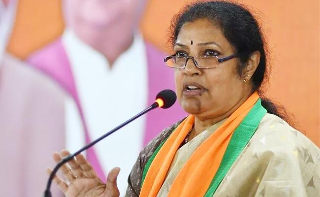 Purandeshwari to quit Andhra BJP chief post?