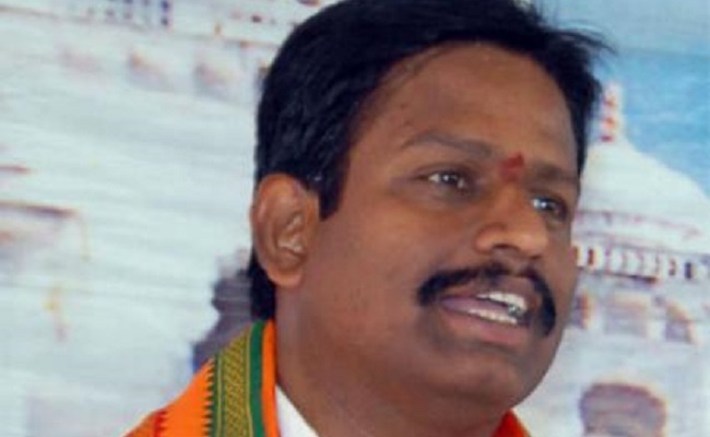 BJP can't defeat BRS, says suspended MLA