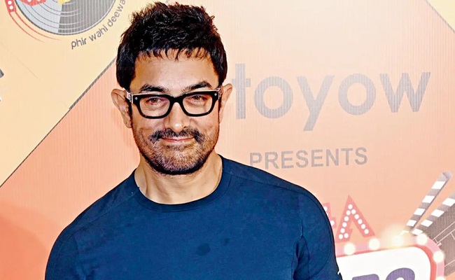 Aamir Khan Congratulates Allu Arjun For The Success Of Pushpa 2