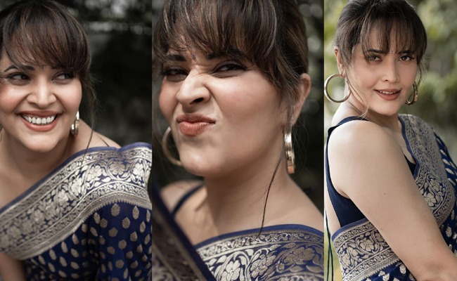 Pics: Anasuya's Stunning Look in Saree