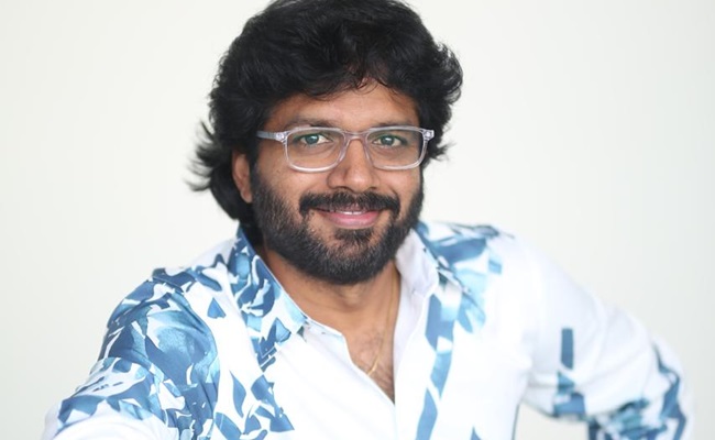 No Chemistry or Physics with Heroines: Director