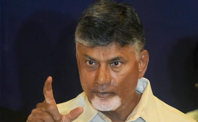 Naidu urges people to join hands to save Andhra