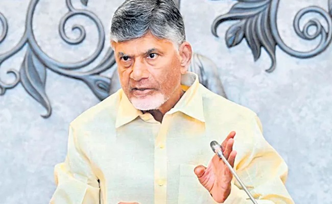 Naidu back to Undavalli after 10 days!