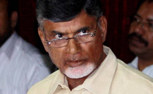 Naidu tour in flood-hit R'seema: Sympathy-gaining?