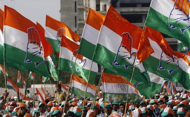 Cong hopes to get life in AP, if it wins Telangana