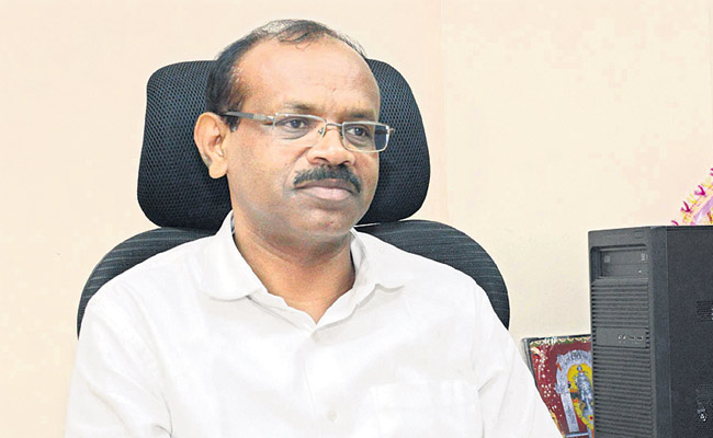 Jagan's righthand officer retires, seeks no extension!