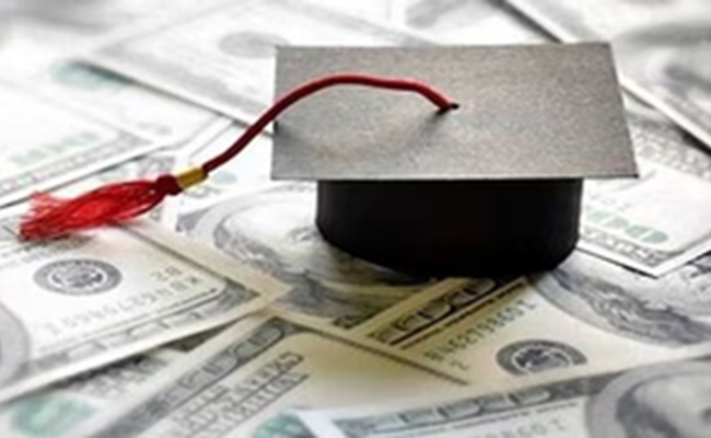 Price of US higher education hits new high