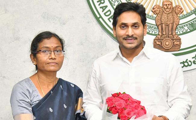 Jagan holds strategy meet on Badvel assembly bypoll