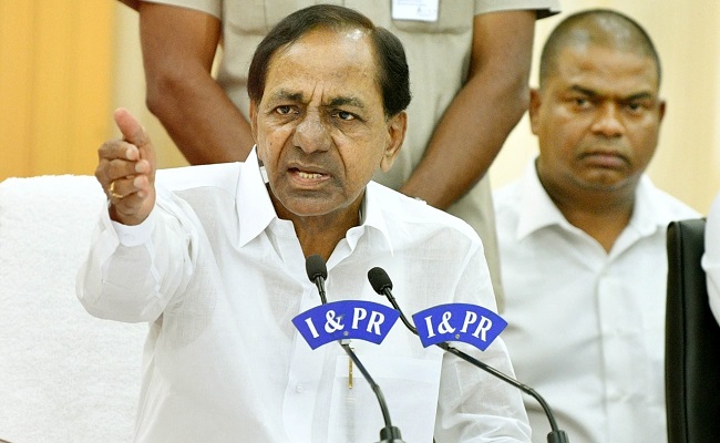 KCR steps up efforts to unveil 'Mahojwala Bharat'