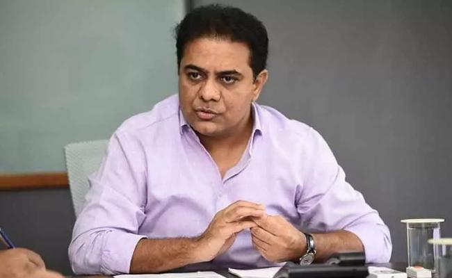 KTR taunts PM over lunch with workers in Varanasi