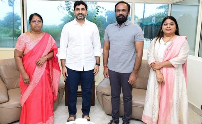 Lokesh assures MLC seat to Vangaveeti?