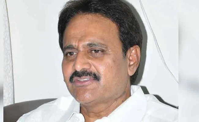 After Sai Reddy, Mopidevi retorts at Jagan