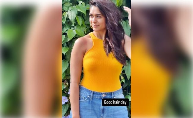 Mrunal has a filmy moment on her 'good hair day'