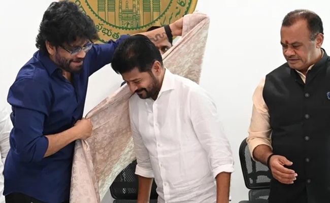 Tollywood delegation meets Telangana CM amid stampede row