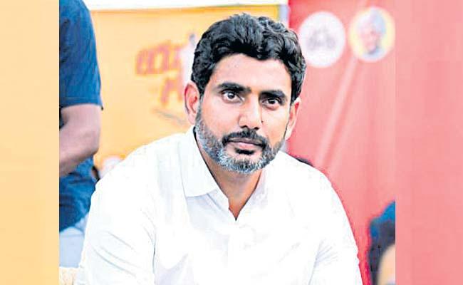 Lokesh blames Jagan for fee reimbursement dues