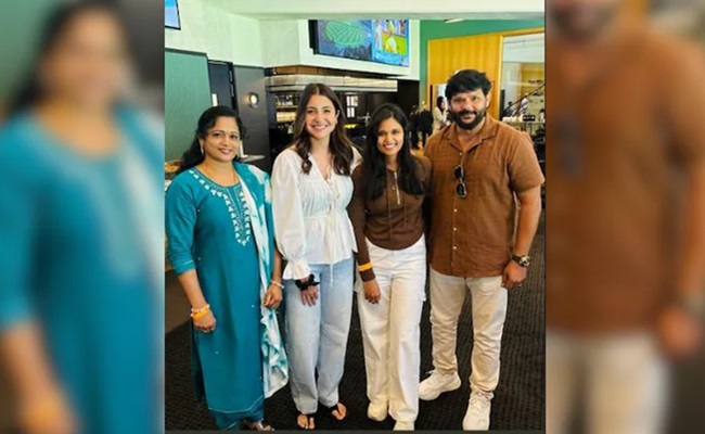 Viral: Anushka Poses With Cricketer Reddy's Family