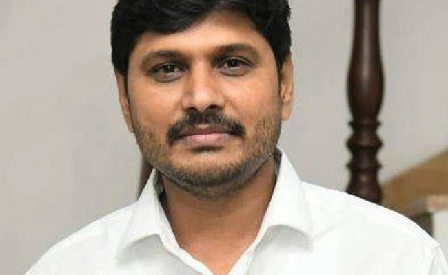 Jagan's PRO turns YSRCP general secretary!