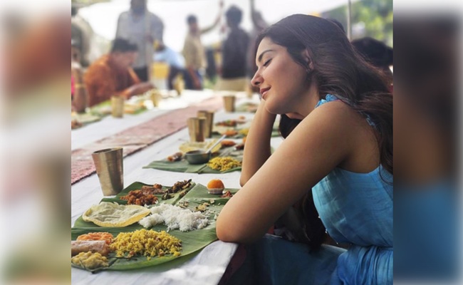 Raashii Khanna finds joy in 'food coma'