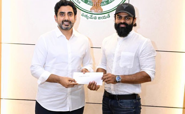 Hero Sai Durgha Tej donates 10 lakhs to AP