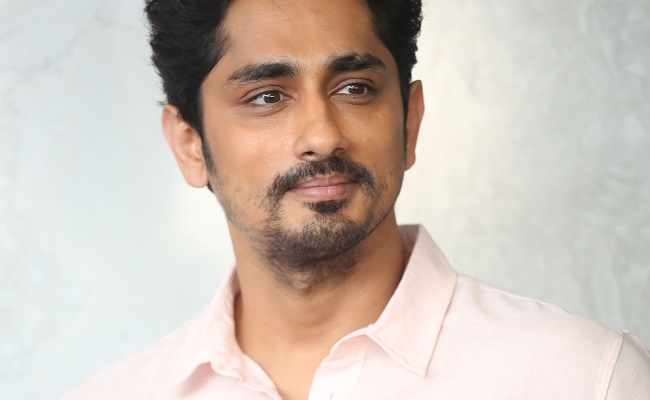 Siddharth Gives 'Clarity' About Rivalry with Allu Arjun