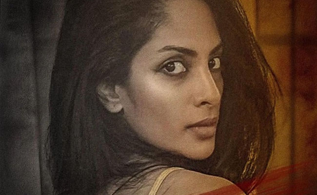 Sriya Reddy excited to be back on the sets of 'OG'