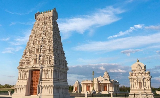 Laddu Politics in an American Temple