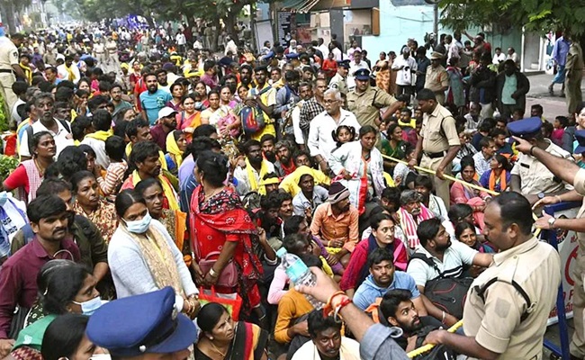 Will Tirupati stampede probe go laddu probe way?