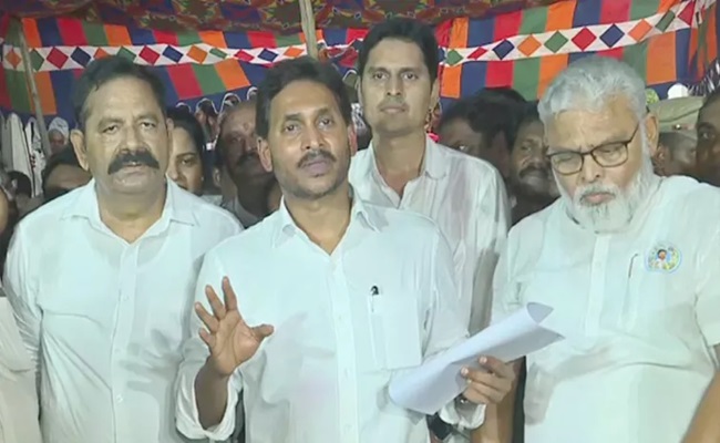 Violence in AP: Jagan to stage dharna in Delhi