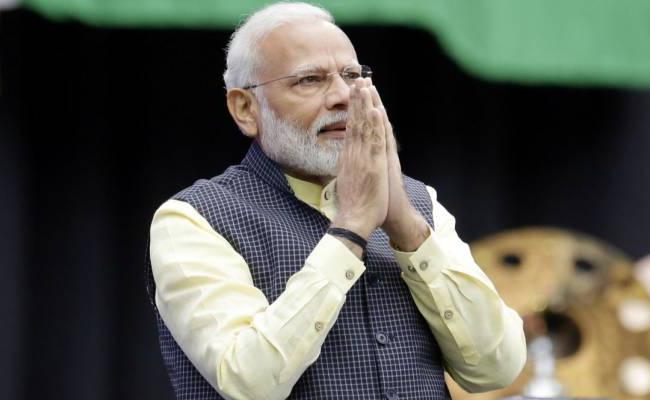 Modi shuts 133 cr Indians to save them from Covid-19