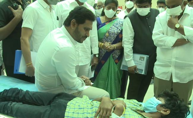 Jagan visits mysterious illness patients in Eluru hospital