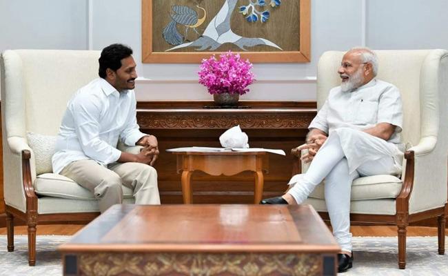 Jagan meets Modi to discuss state development