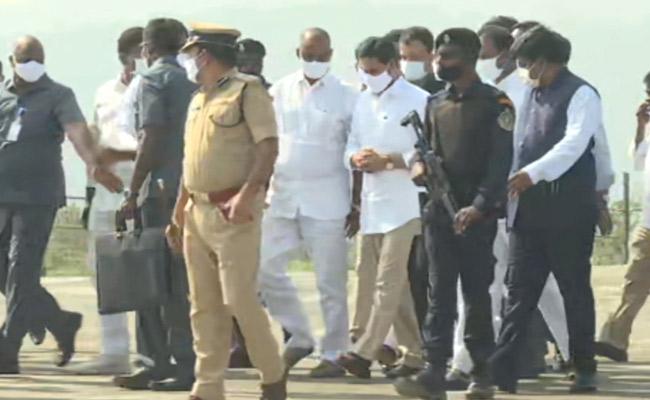 Jagan visits Polvaram project 3rd time, checks progress