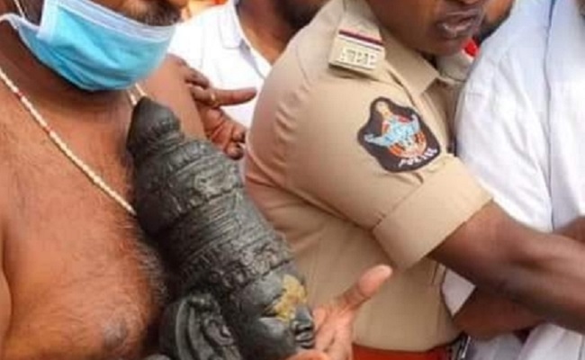 Series of attacks on temples in Andhra triggers outrage