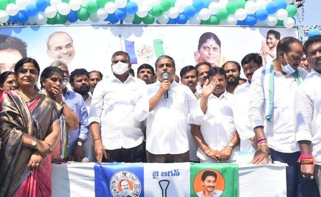 YSRCP marks 11th formation day, says 'welfare' as party's top priority