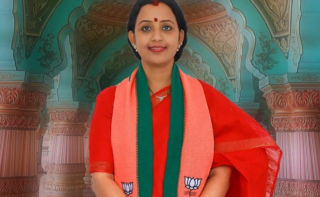 BJP's Niveditha Reddy files nomination for Sagar bypoll