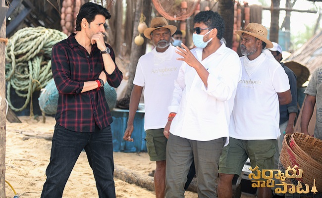 Pic Talk: Sarkaru Vaari Paata In Action Mode