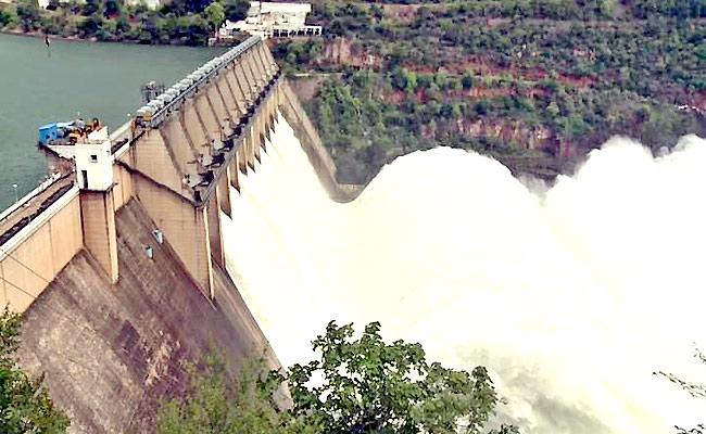 Srisailam near full, but no water for Rayalaseema!