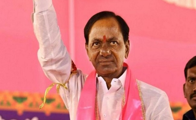 KCR Waiting For Opportune Time To Anoint Son As Successor