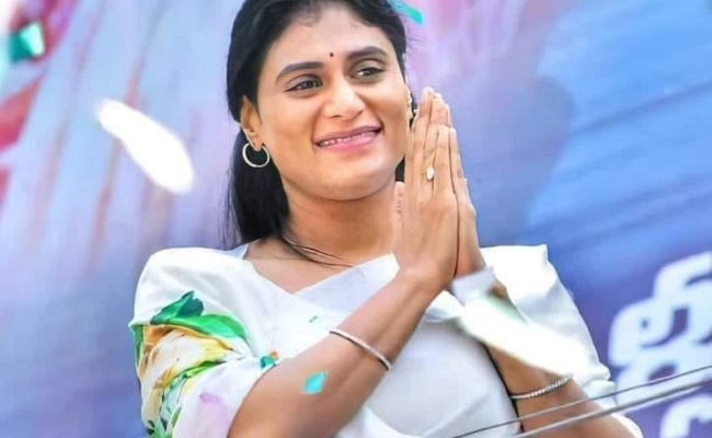 Will 'outsider' Sharmila will impact Telangana politics?